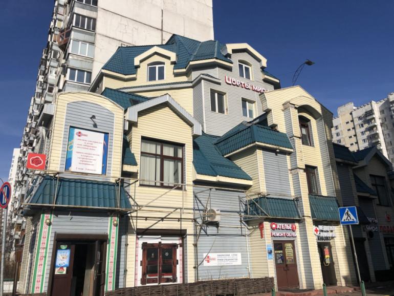 Полубоярова 68: Вид здания